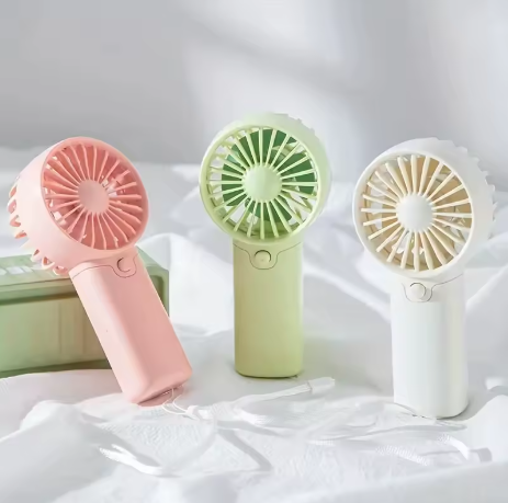 Portable handheld fan