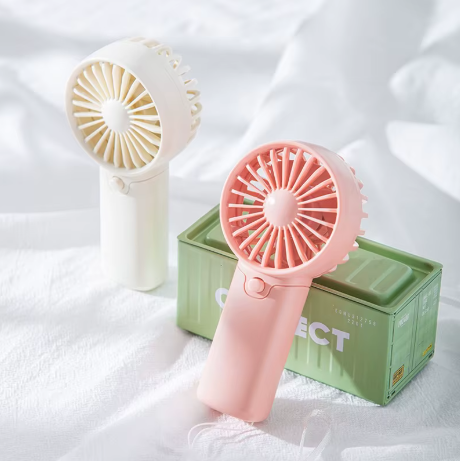 Portable handheld fan